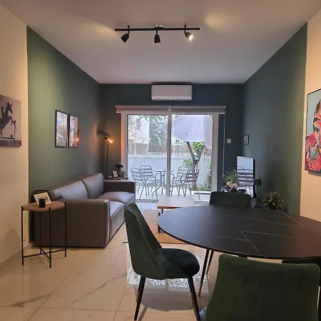 Apartment Pop Art By Staycom Nikosia