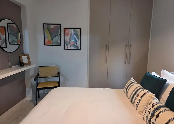 Apartment Pop Art By Staycom Nikosia